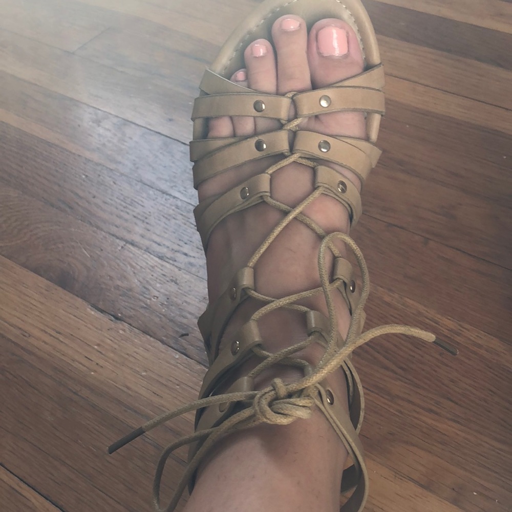 Sandals - Picture 2 of 4